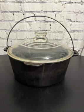 VINTAGE WAGNER WARE SIDNEY O 1268 C DUTCH OVEN With Wagner C -8 LID BAIL HANDLE
